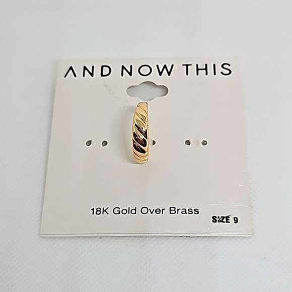 NWT Croissant Ring 18k Gold Over Brass, size 9 MSRP $50 - Picture 2 of 3